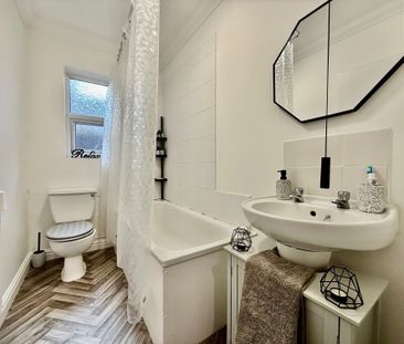 Alhambra Road, Southsea - Photo 6