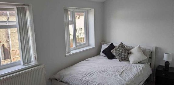 Donnington Bridge Road, Oxford, OX4 - Photo 2