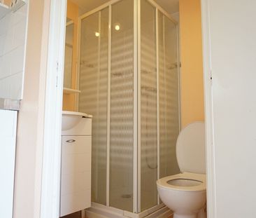 Location Appartement 1 pièce 16m² LILLE 59000 - Photo 2