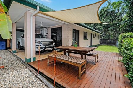 3-bedroom duplex in Trinity Beach - Photo 5