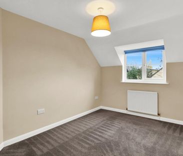 3 bedroom semi-detached house to rent - Photo 1