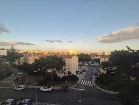 2 Bedroom Apartment with parking, Bairro do Rosário, Cascais - Photo 2