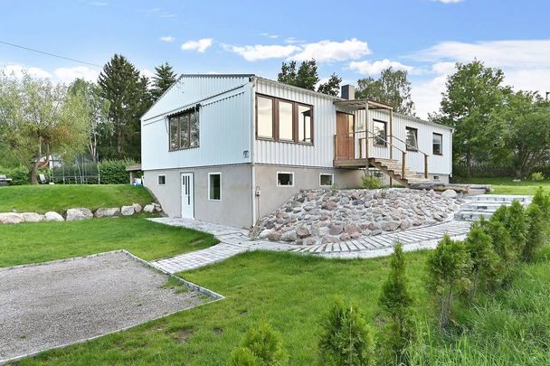 Marielundsvägen, Adelsö - Foto 1