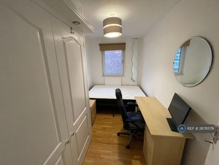 3 bedroom maisonette to rent - Photo 3