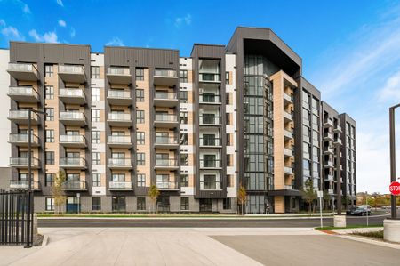 For Lease - 3008 William Cutmore Boulevard Unit# 418, Oakville, Ontario - Photo 3