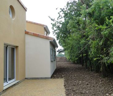 Maison à louer, VALENCE-EN-POITOU - Photo 2