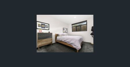 Spacious and serene! - Photo 2