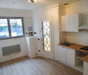 Location Appartement 1 pièce 25m² - Photo 2