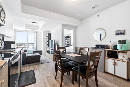 For Lease - 3210 Dakota Common Unit# A802, Burlington, Ontario - Photo 2