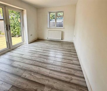 3 bedroom bungalow to rent - Photo 3