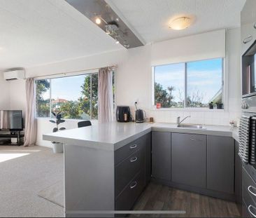 Comfy private 2brm townhouse - Photo 6