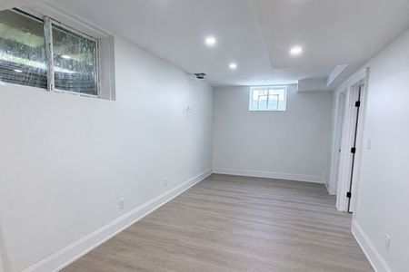 For Lease - 15 Sanagan Road Unit# 301, Toronto, Ontario - Photo 5