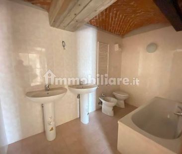 Trilocale via Caduti della Libertà 1, Centro, Verrès - Photo 1