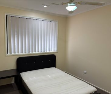 FURNISHED 3 bedroom home - NO PETS ALLOWED - Photo 3