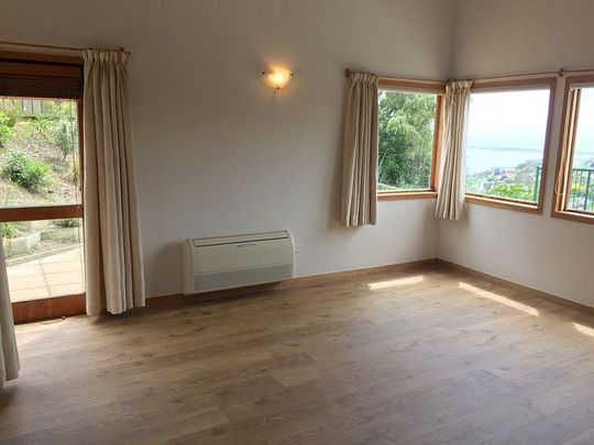 A home with amazing close ocean view - Photo 1