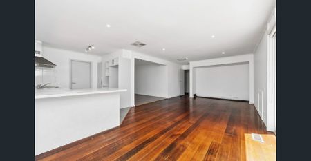 Four Bedroom Family Home in Quiet Court - Photo 3