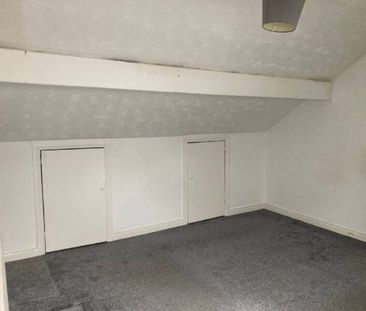 Partly Furnished 3 Bedroom Terrace - Photo 5