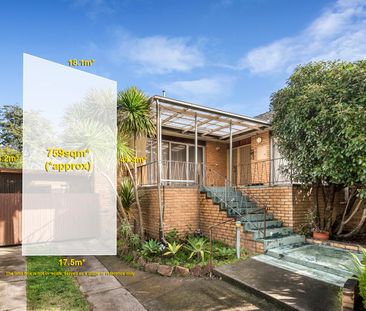 42 Avonhurst Drive, Glen Waverley VIC 3150 - House For Rent | Domain - Photo 5