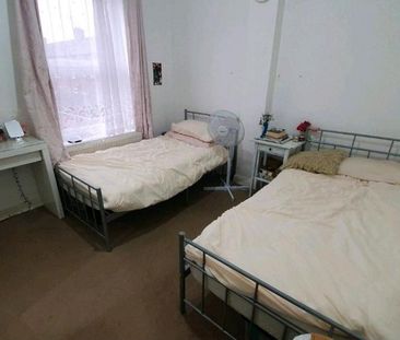 2 bedroom house to rent - Photo 1