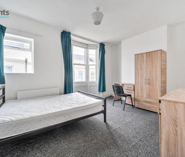 4 bedroom house to rent - Photo 2