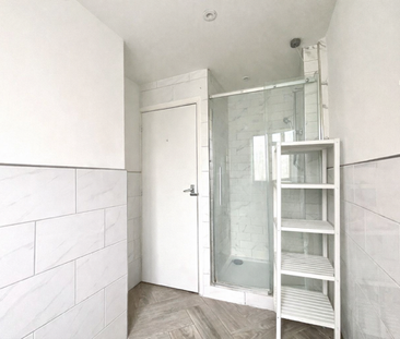 1 bedroom in a house share to rent - Photo 6