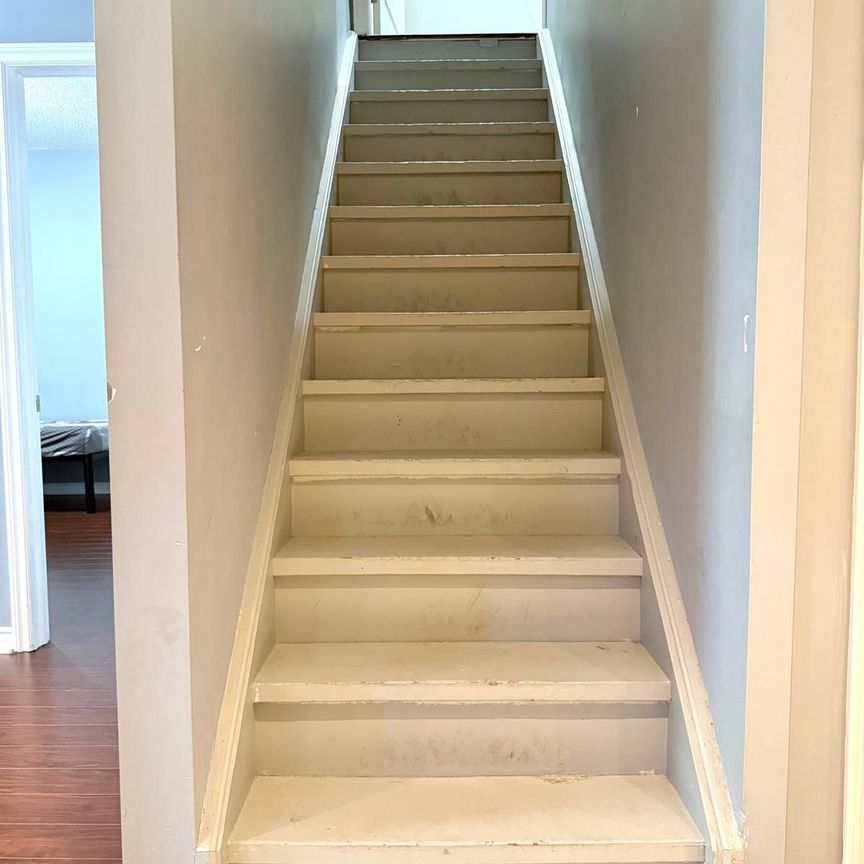 For Lease - 11 Alamosa Court, Brampton, Ontario - Photo 1