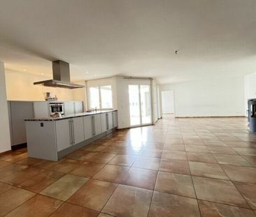 4.5-room light-flooded apartment with a 30 m2 balcony on the 2nd floor - Photo 3