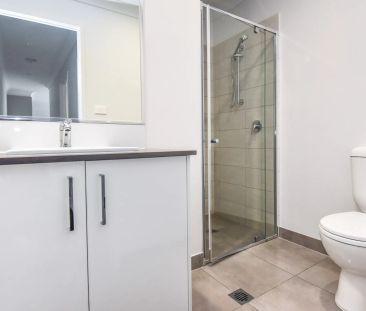 Modern Living and Low Maintenance! - Photo 5