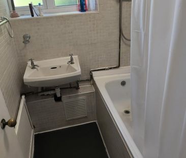 Room in a Shared Flat, Cottenham House, N19 - Photo 6
