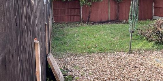 2 bedroom semi-detached house to rent - Photo 3