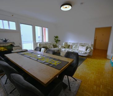 Großzügige 5-Zimmer-Wohnung in Hörsching mit moderner Küche und Balkon - Foto 1