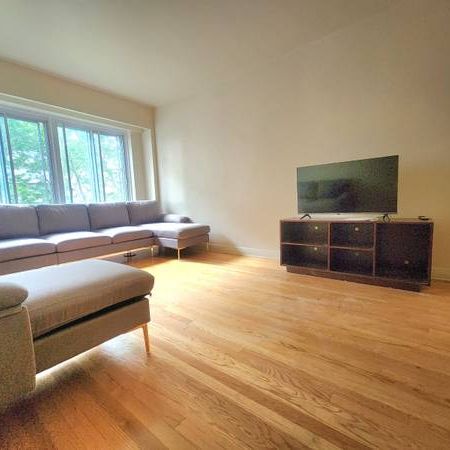 ** Because You Deserve Large Furnished 4bed 2bath, Concrete Building, - Photo 4