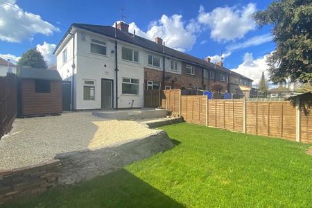 2 Bed End Terrace, Helena Crescent, LE4 - Photo 2