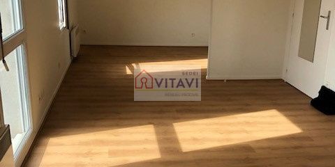 Location Appartement 1 pièce 27m² MARGNY LES COMPIEGNE 60280 - Photo 3