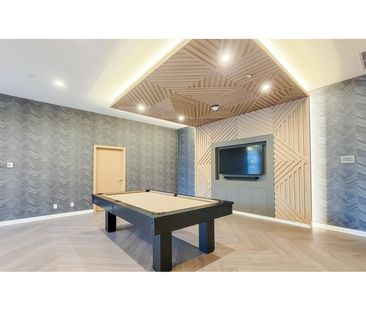 Beautiful and Spacious Two Bedroom in Surrey Central with Exception... - Photo 3