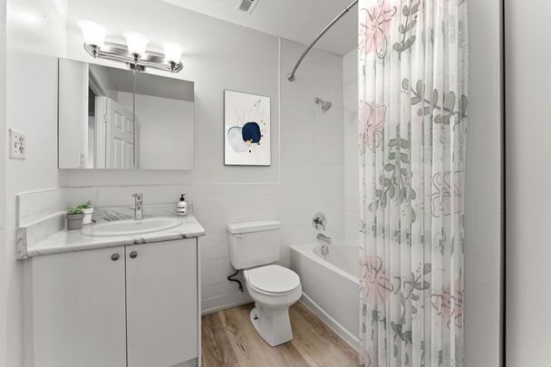 Two Bedroom Apartment - Photo 1