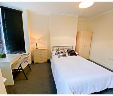 4 bedroom house share to rent - Photo 3