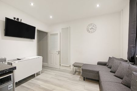 Room in a Shared Flat, Rufus House, SE1 - Photo 2