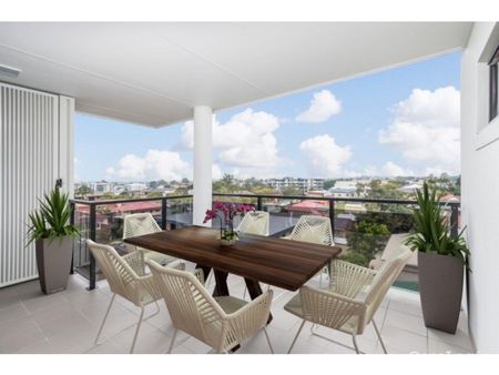2 bedroom Unit with loads to offer - Photo 5