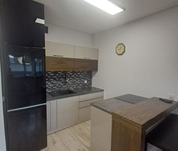 Mieszkanie o powierzchni 32.60m2, parter, umeblowane, Os. Dobrzec - Zdjęcie 2