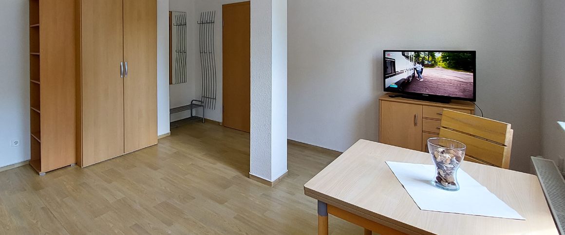 Tolle möblierte Single-Wohnung mit perfekter Verkehrsanbindung! - Foto 1