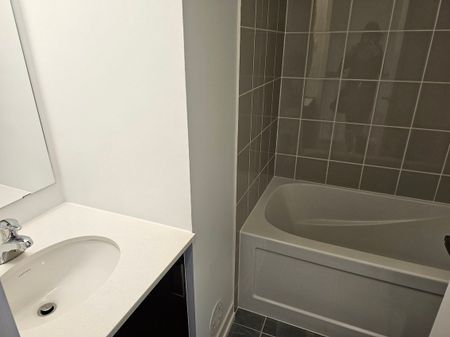 For Lease - 10 Spruce Pines Crescent Unit# Room2, Toronto, Ontario - Photo 5