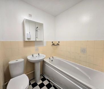 1 bedroom terraced house to rent - Photo 3