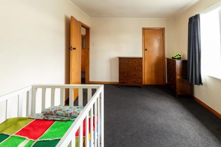 Looking for your next perfect easy care home? - Photo 5