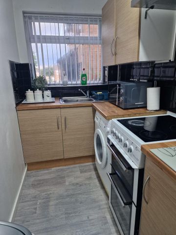 1 bedroom flat to rent - Photo 4