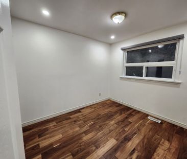 For Lease - 40 Corby Crescent, Brampton, Ontario - Photo 4