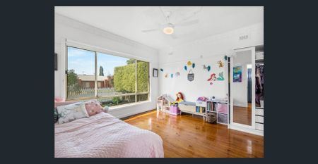 Renovated Cottage - Photo 3