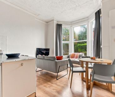 14 KELSO ROAD Leeds - LS2 9PR - Photo 4
