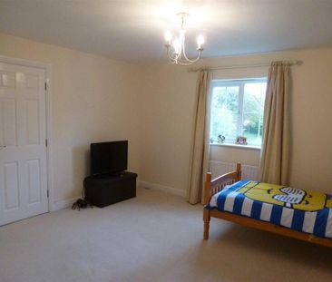 5 bedroom detached house to rent - Photo 6