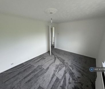 3 bedroom terraced house to rent - Photo 6